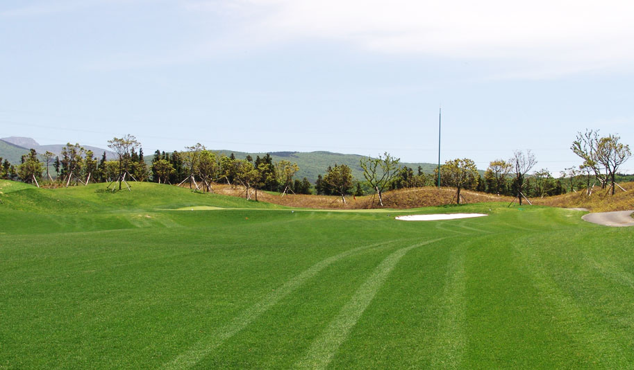LAKE 6 HOLE3