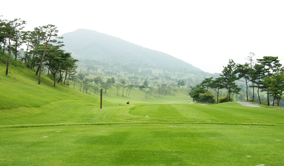 VALLEY 8HOLE 01