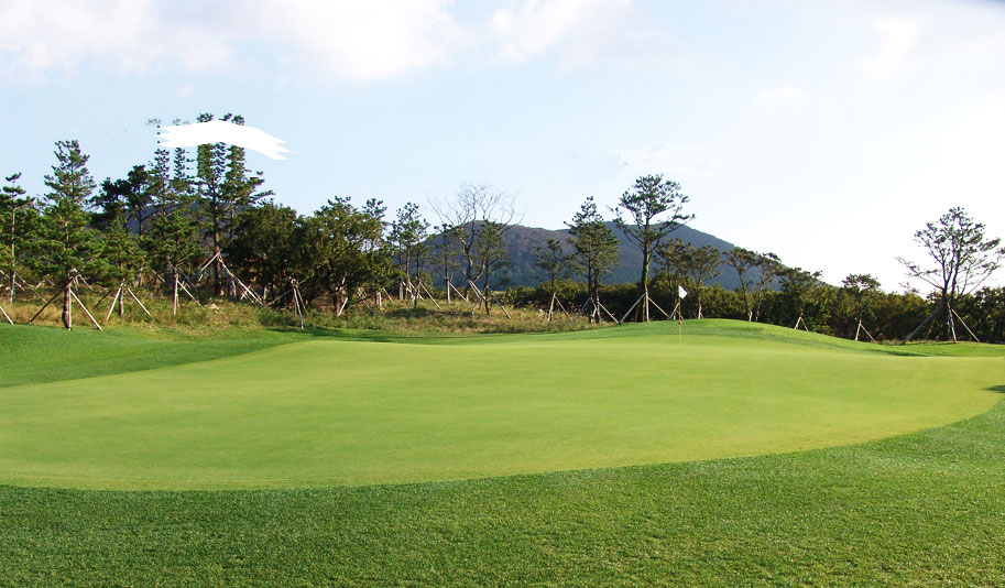 LAKE 2 HOLE 03