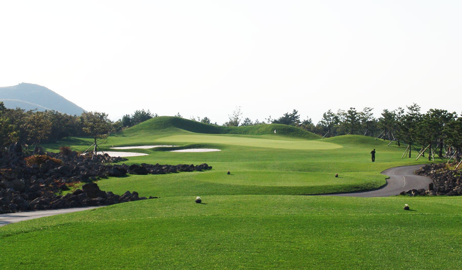 LAKE 3 HOLE 01
