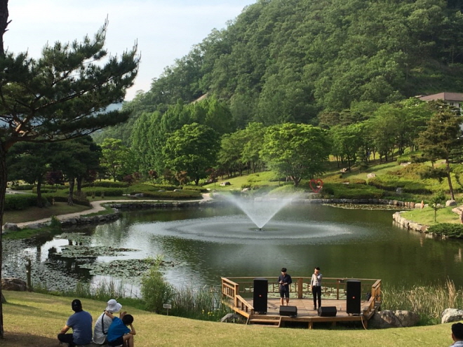 밴드 '에비뉴'와 함께한 5월 셋째주 세번째 엘 스테이지